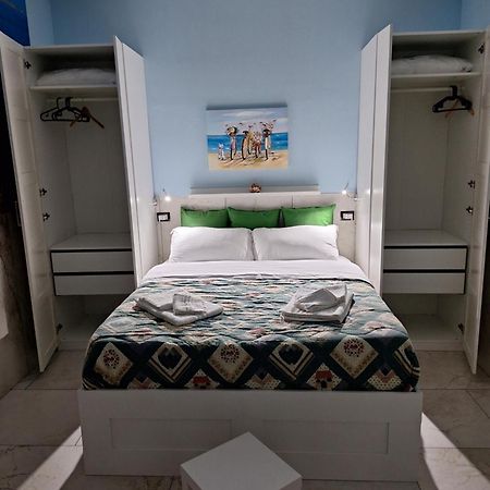 Casa Vacanza Alessandra Villa Наполи Екстериор снимка