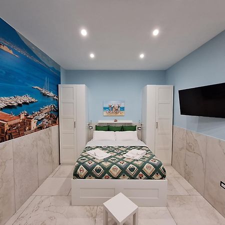 Casa Vacanza Alessandra Villa Наполи Екстериор снимка