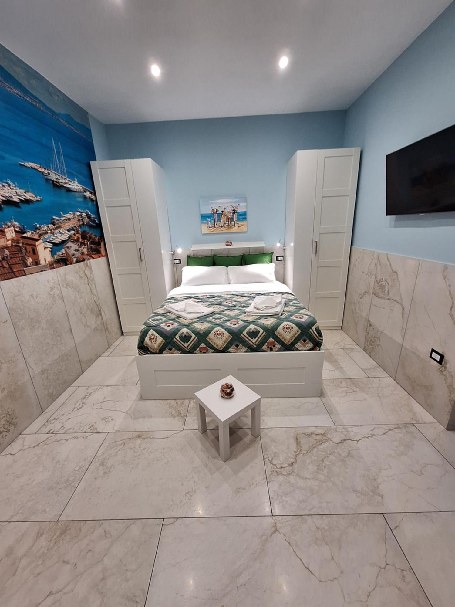 Casa Vacanza Alessandra Villa Наполи Екстериор снимка